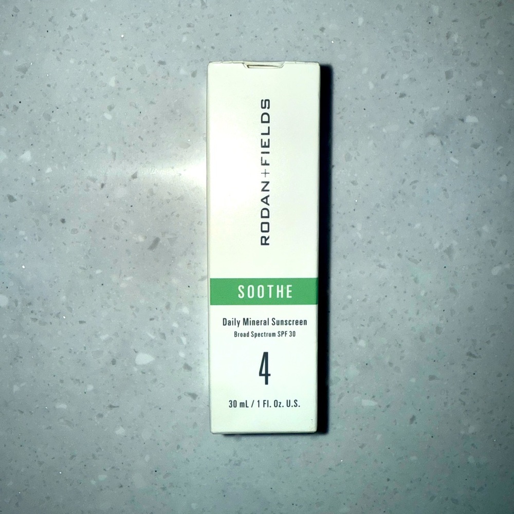 Rodan + Fields SOOTHE Daily Mineral Sunscreen SPF 30